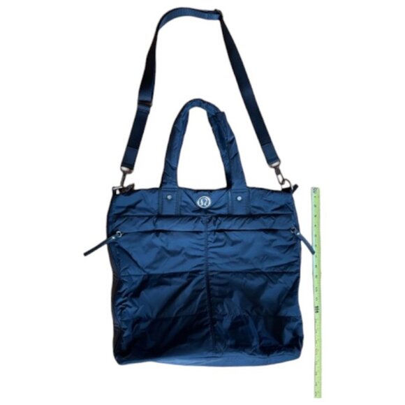 Lululemon black 'Fast in Flight' gym/tote bag - Picture 12 of 12